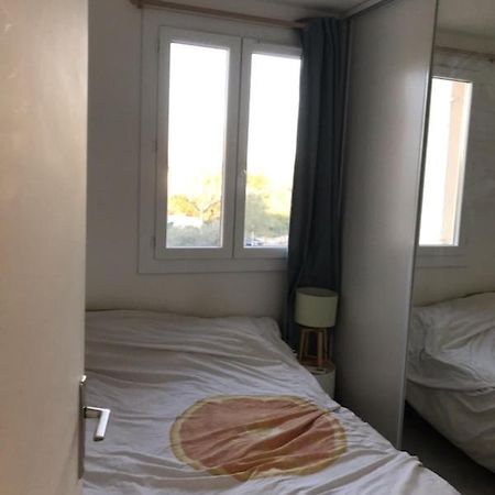 Апартаменты Vacances A Frejus Avec Piscine Экстерьер фото